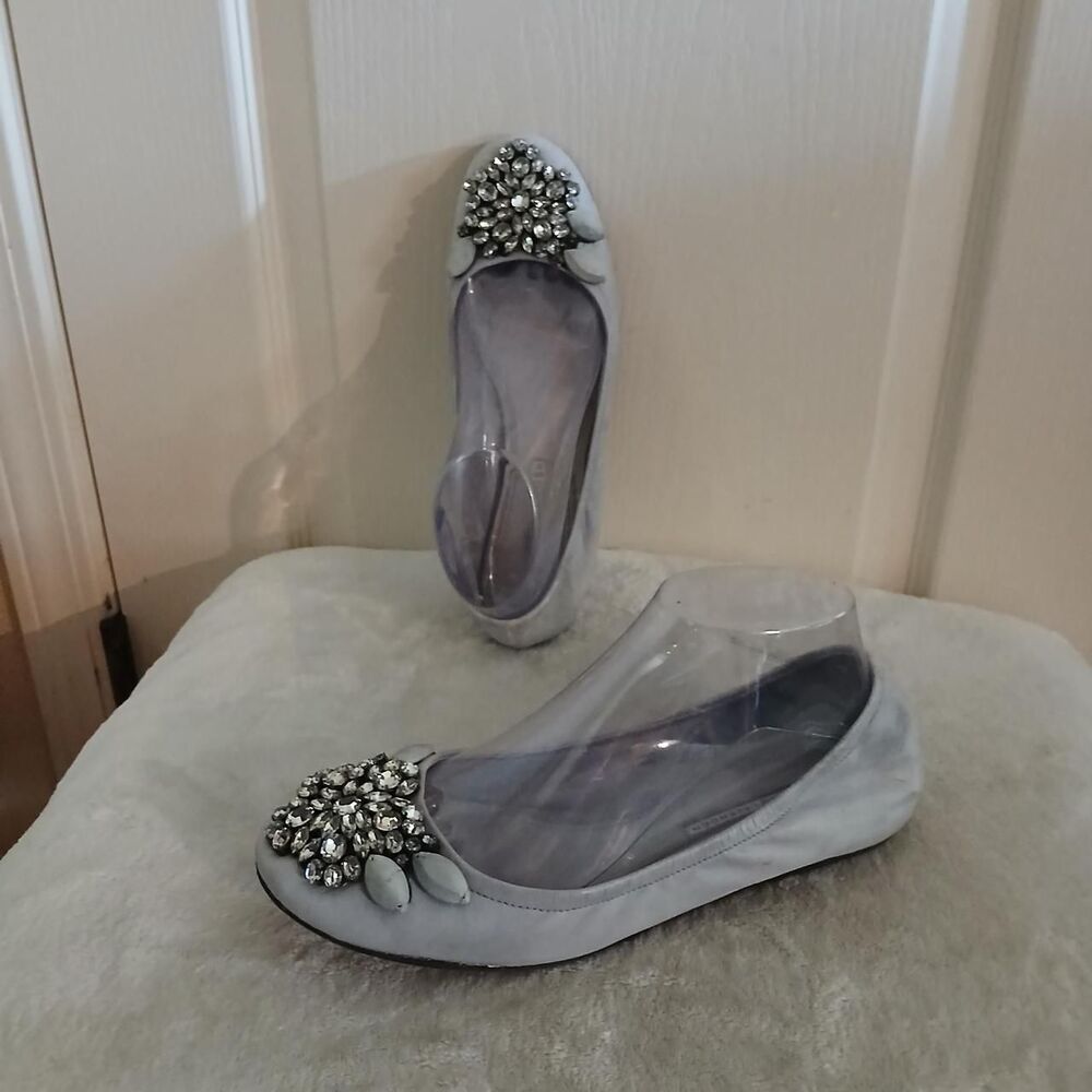 Vera Wang Lavender Gray Rhinestone Ballet Flats 7.5 Old Money Quiet Luxury Bling